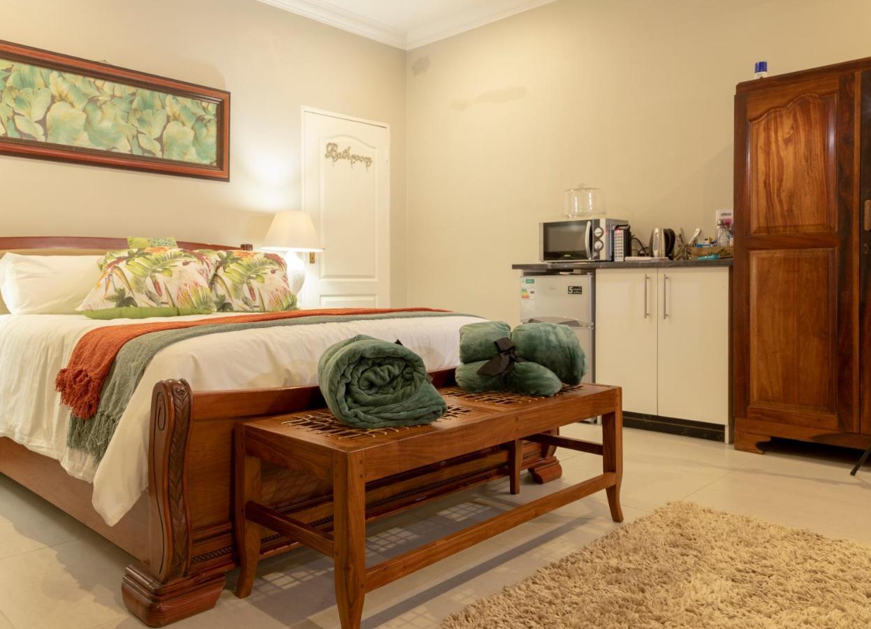 Mi Vida Guesthouse เคลิร์กสดอร์ป ภายนอก รูปภาพ