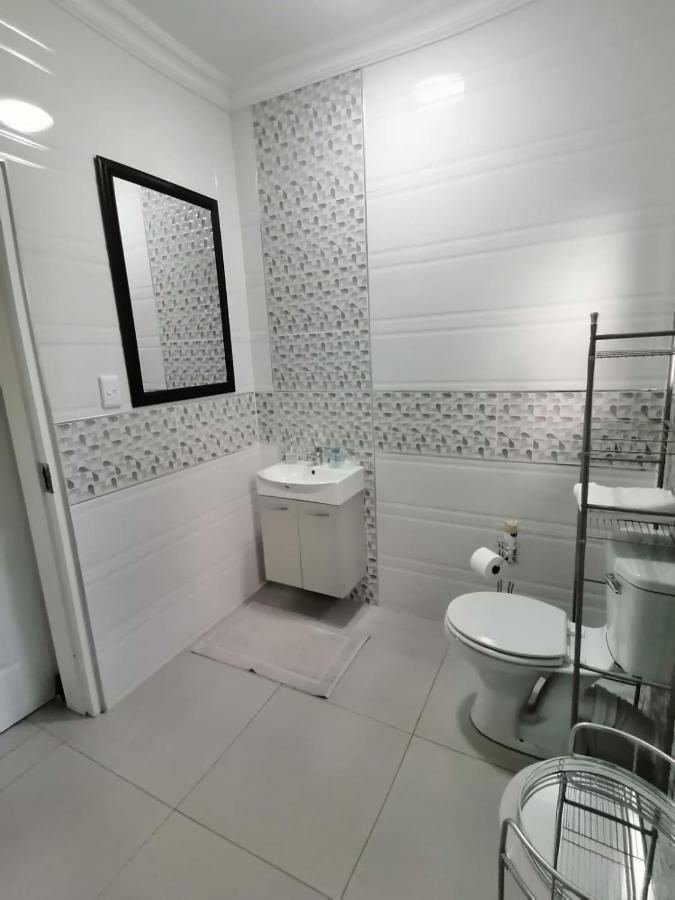 Mi Vida Guesthouse เคลิร์กสดอร์ป ภายนอก รูปภาพ