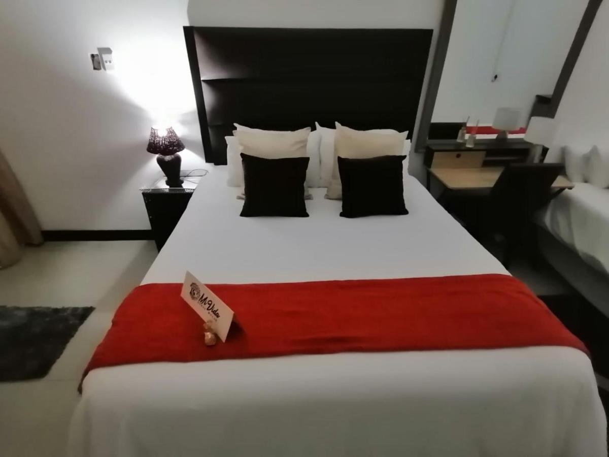 Mi Vida Guesthouse เคลิร์กสดอร์ป ภายนอก รูปภาพ