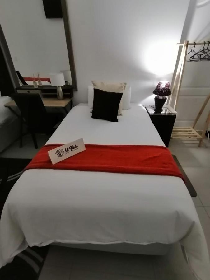 Mi Vida Guesthouse เคลิร์กสดอร์ป ภายนอก รูปภาพ